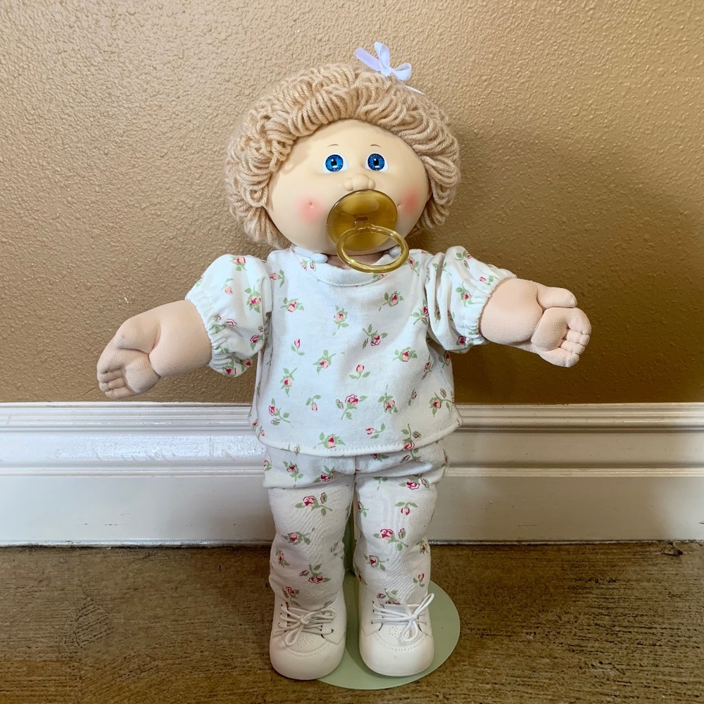 Vintage Cabbage Patch Kid Doll No Tag  With Pacifier Paci Face